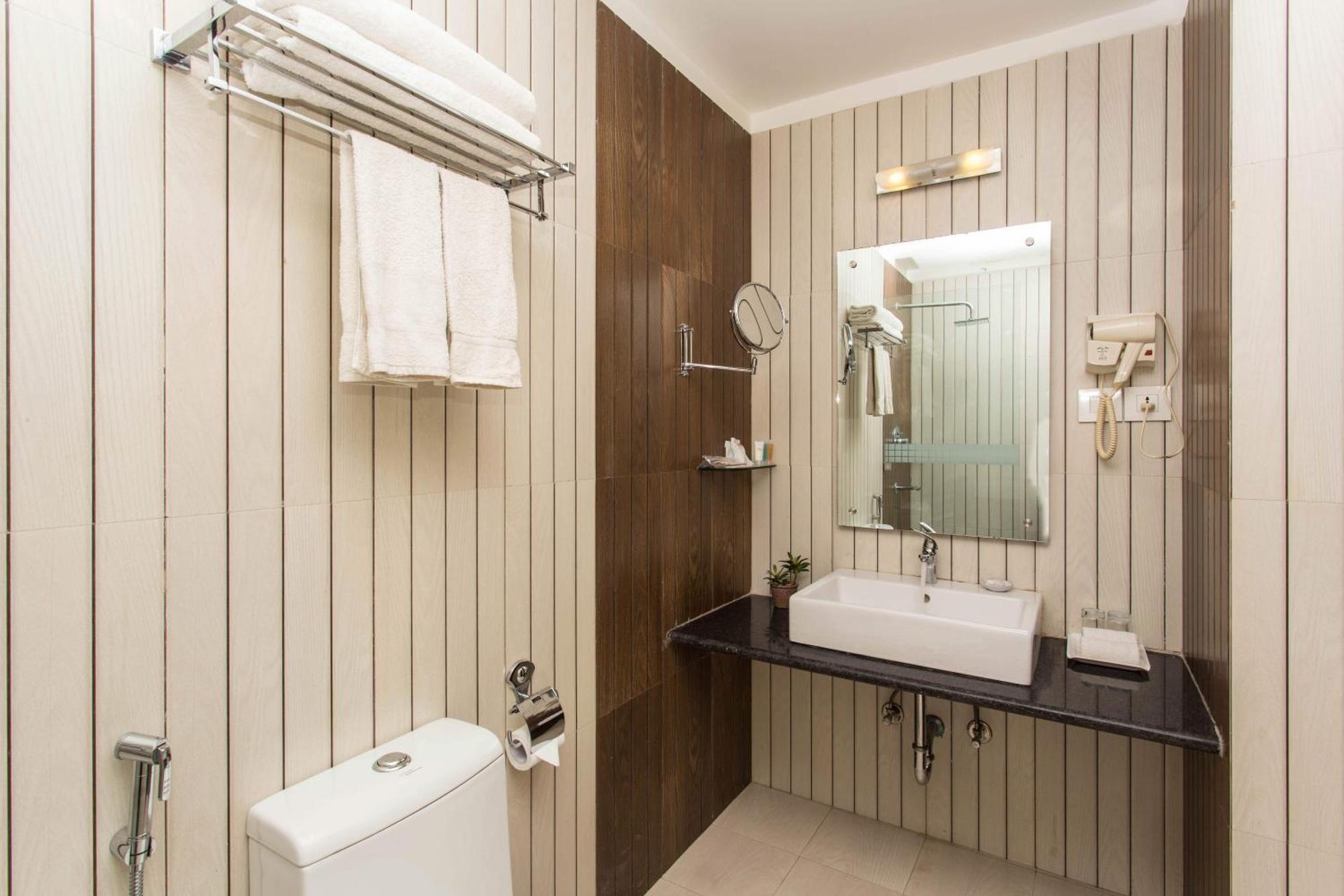 Yatri Suites And Spa Katmandu Szoba fotó
