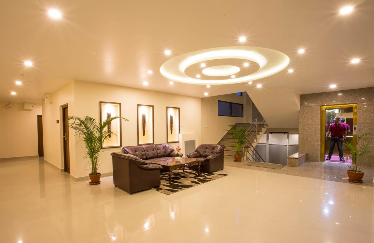 Yatri Suites And Spa Katmandu Kültér fotó
