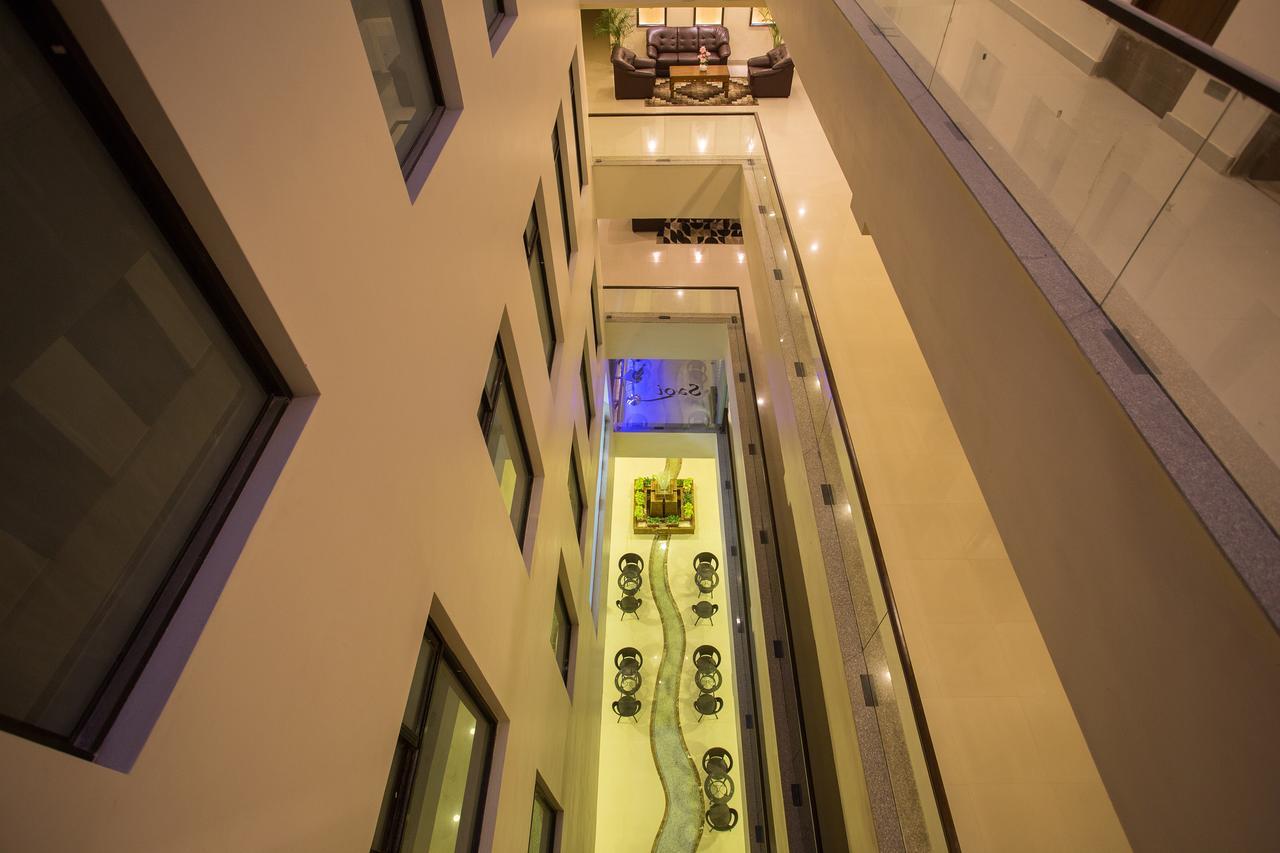 Yatri Suites And Spa Katmandu Kültér fotó