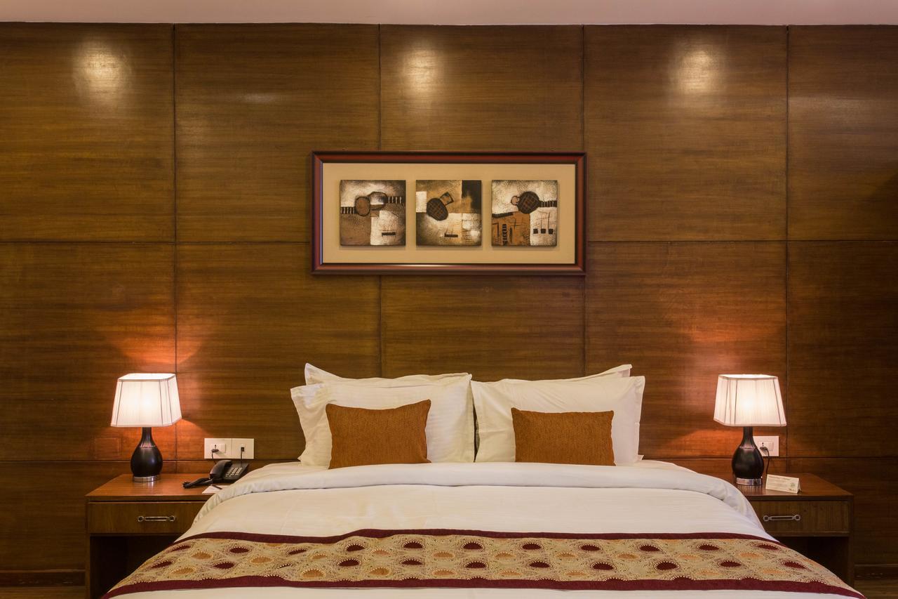 Yatri Suites And Spa Katmandu Kültér fotó